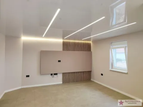 Prodaja, kuća, 260m², Veternik, Novi Sad Sve Podlokacije - image 2