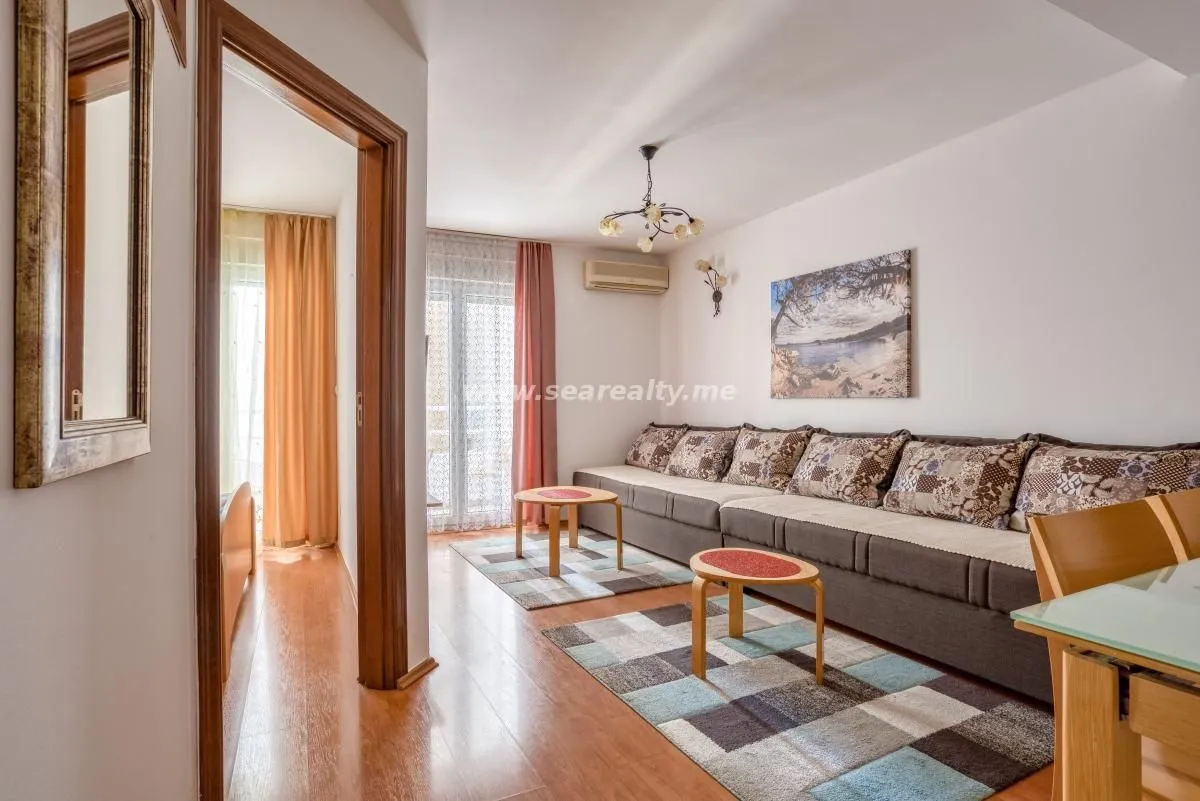Rent, two bedroom apartment, 45m², Budva, Crna Gora