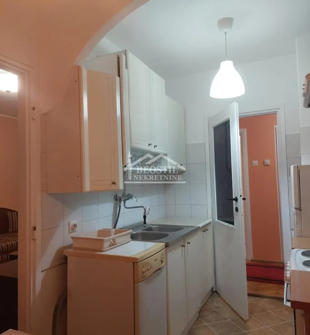 Rent, two bedroom apartment, 54m², Šumice, Beograd