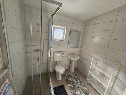 Izdavanje, jednosoban stan, 38m², Zagorič, Podgorica - image 7