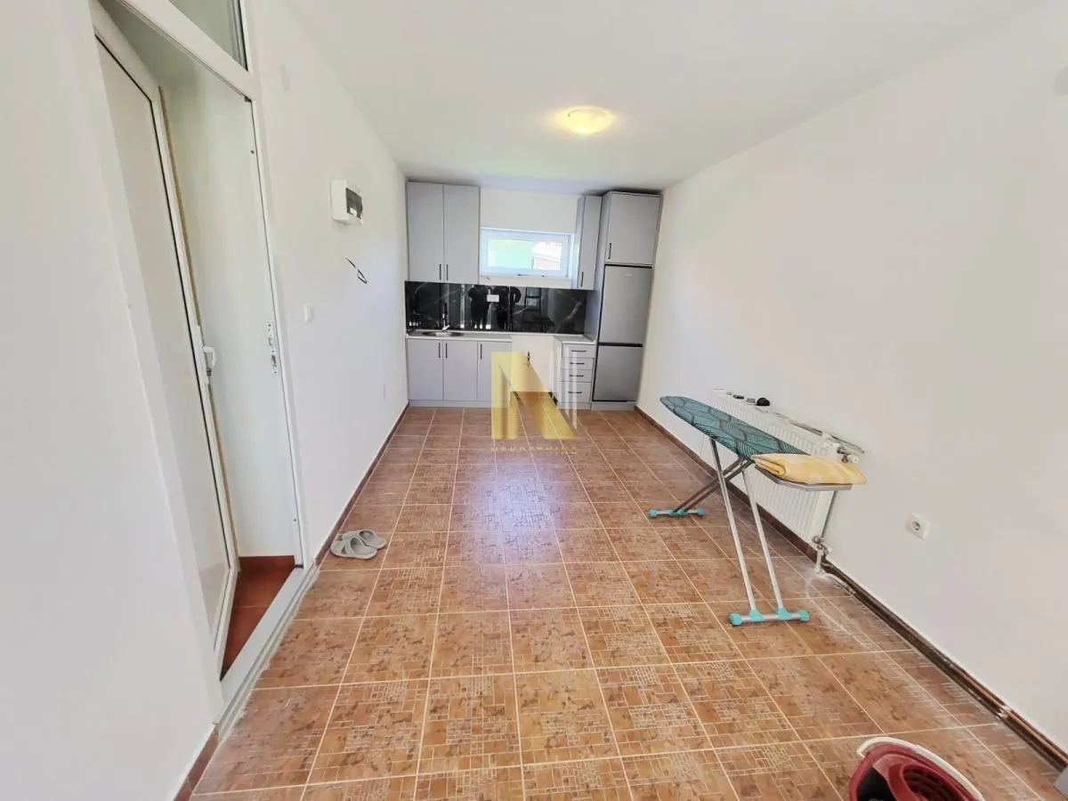 Prodaja, kuća, 119m², Rumenka, Novi Sad Sve Podlokacije