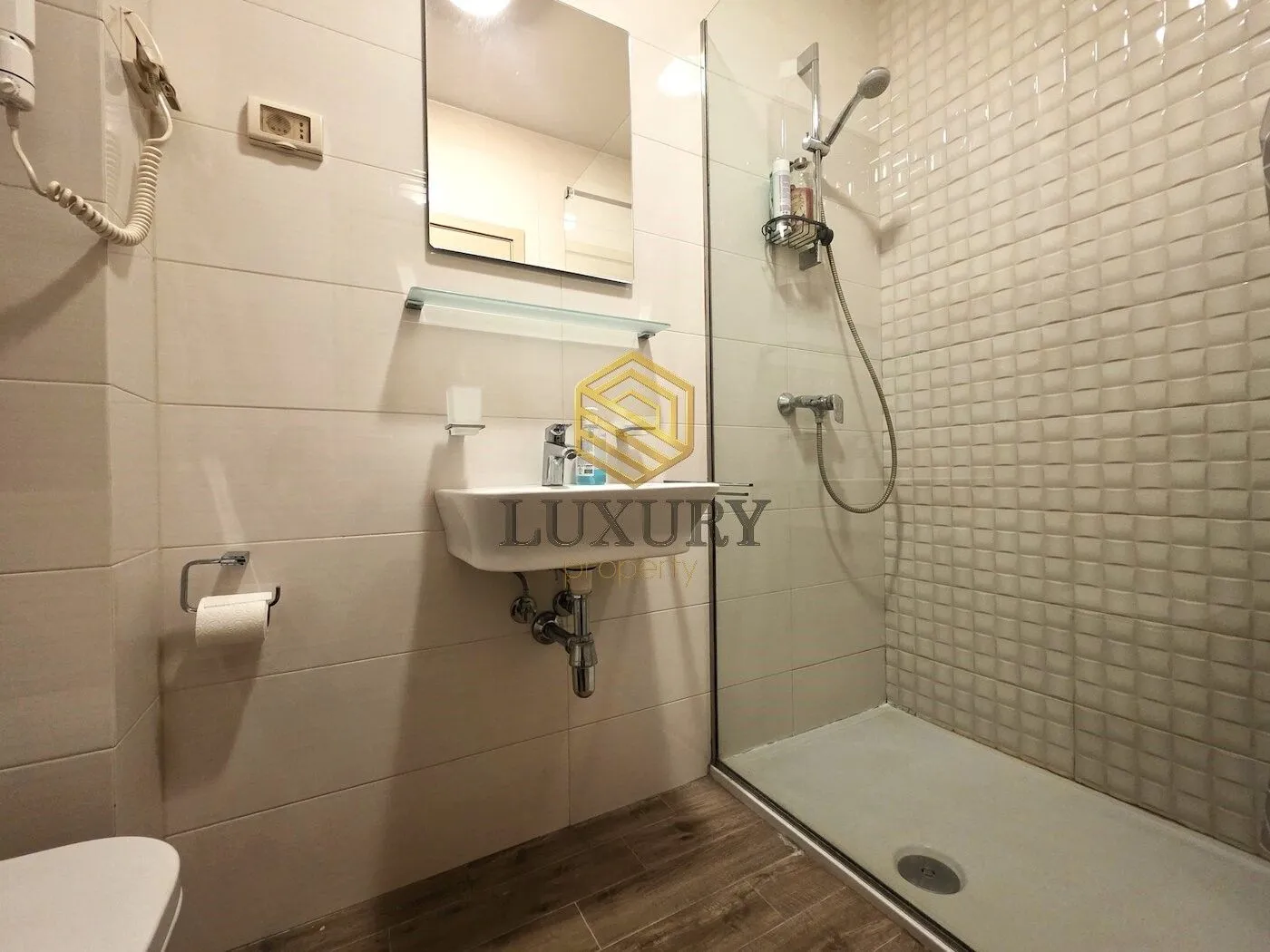 Izdavanje, jednosoban stan, 48m², City Kvart, Podgorica