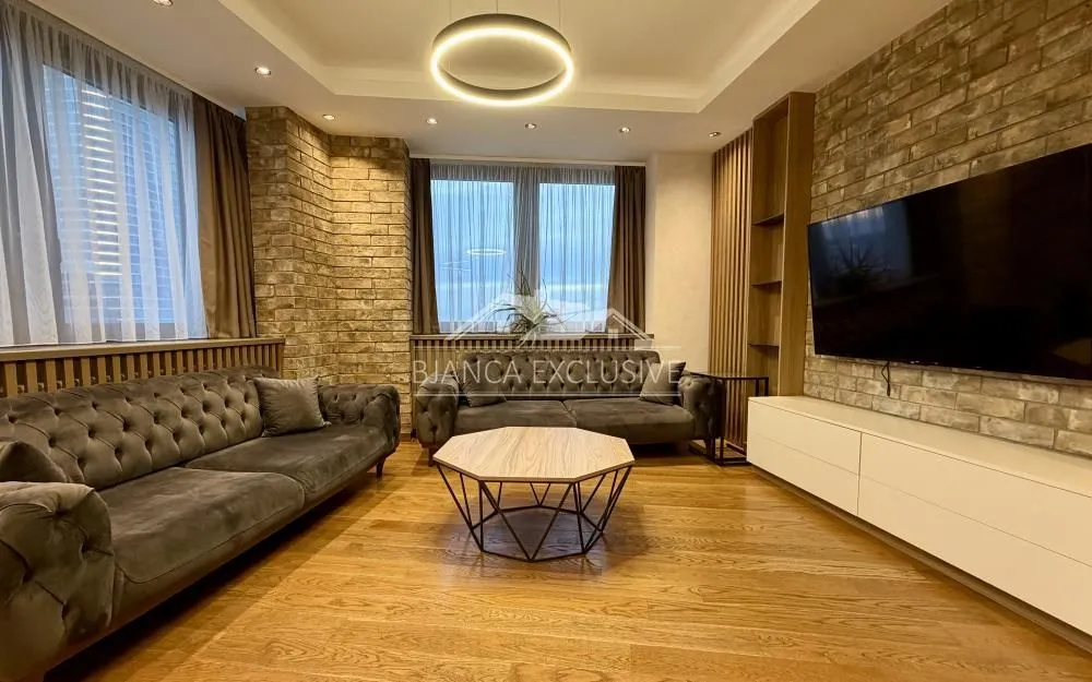 Prodaja, četvorosoban stan, 119m², Savski Venac, Beograd