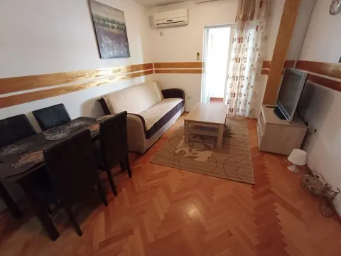 Rent, one bedroom apartment, 47m², Preko Morače, Podgorica - image 13