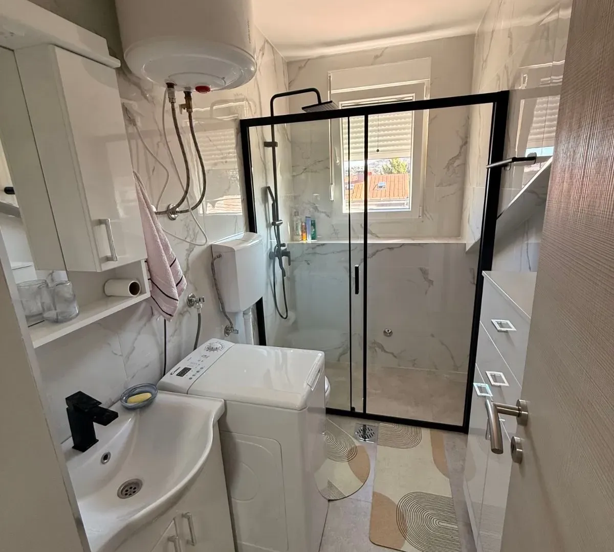 Rent, one bedroom apartment, 45m², Centar, Cetinje