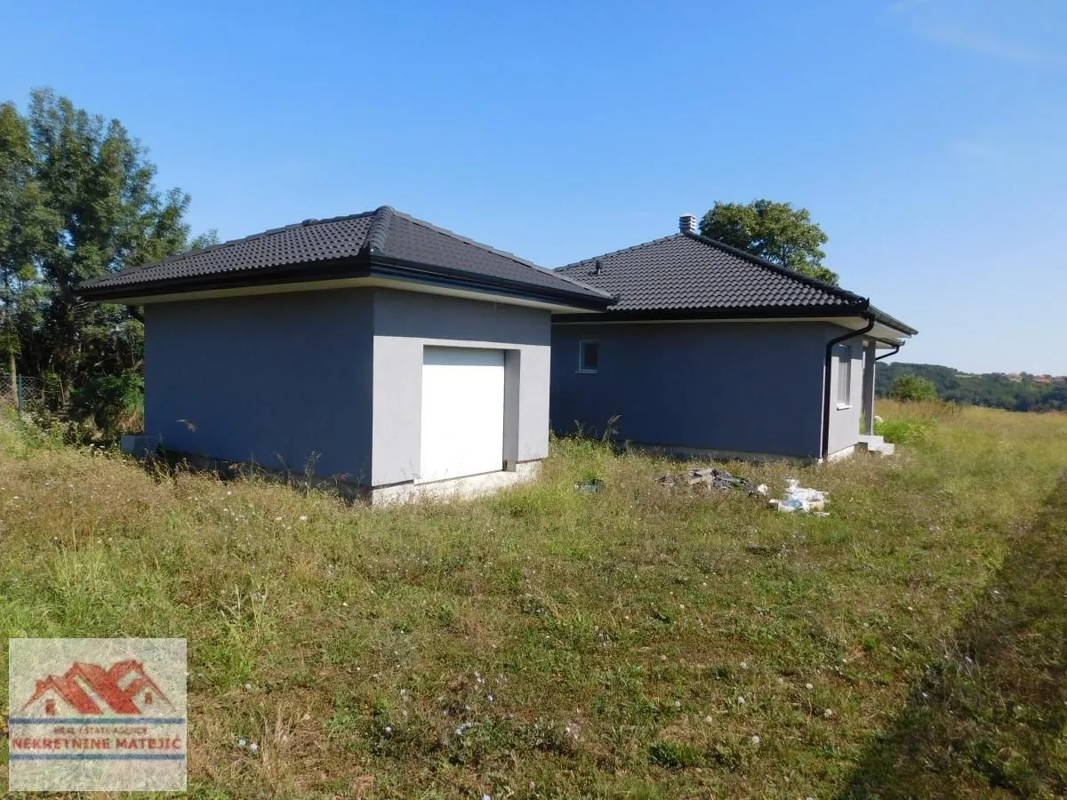 Prodaja, plac, 350m², Kragujevac, Srbija