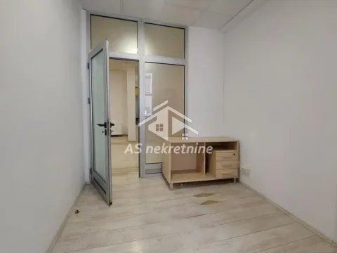 Izdavanje, poslovni prostor, 457m², Stari Grad, Beograd - image 12