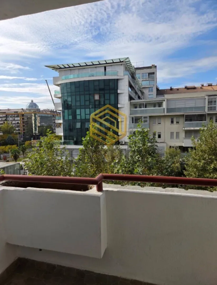 Izdavanje, dvosoban stan, 60m², Preko Morače, Podgorica