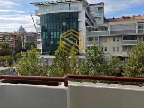 Izdavanje, dvosoban stan, 60m², Preko Morače, Podgorica - image 4