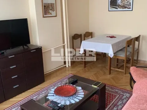 Izdavanje, trosoban stan, 73m², Stari Grad, Beograd - image 2
