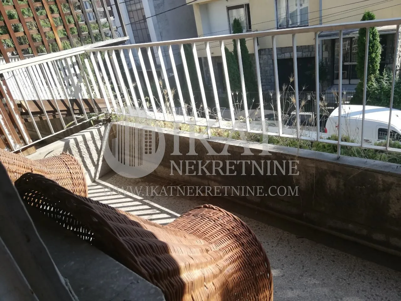 Rent, four bedroom apartment, 120m², Voždovac Sve Podlokacije, Beograd