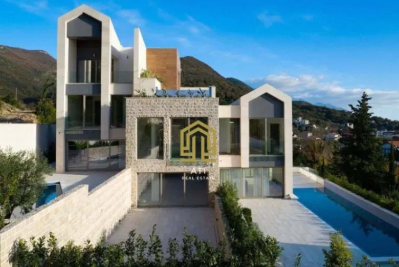 Prodaja, kuća, 154m², Donja Lastva, Tivat