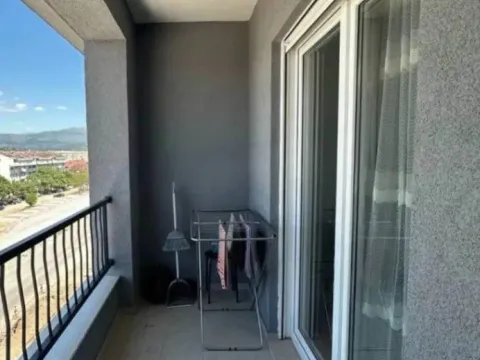 Izdavanje, jednosoban stan, 46m², Stari Aerodrom, Podgorica - image 11