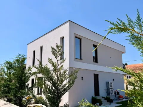 Kuća in Gornja Gorica