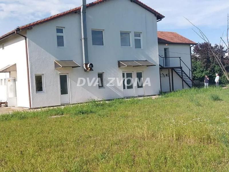 Prodaja, ugostiteljski objekat, 478m², Perlez, Zrenjanin