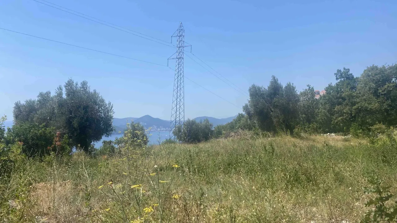 Sale, land lot, 1100m², Budva, Crna Gora