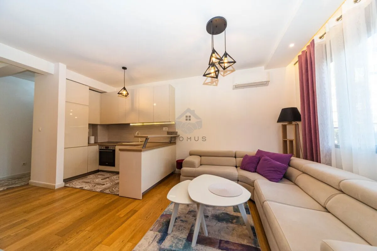Rent, two bedroom apartment, 65m², Blok 9, Podgorica