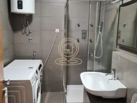 Izdavanje, trosoban stan, 83m², Vračar Hram, Vračar Sve Podlokacije - image 15