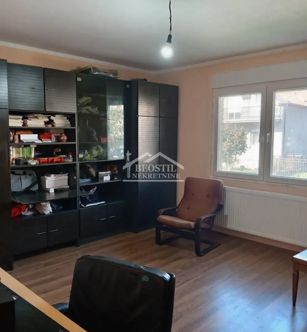 Prodaja, kuća, 359m², Pančevo, Srbija