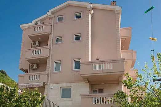 Prodaja, ugostiteljski objekat, 600m², Bečići, Budva