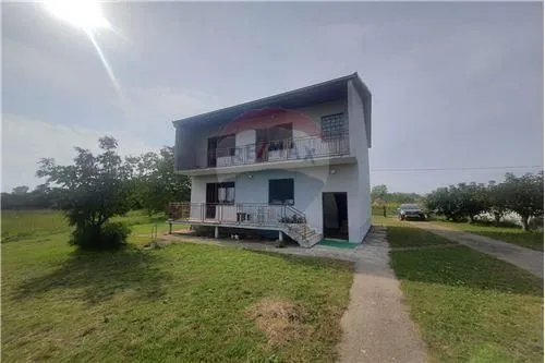 Prodaja, kuća, 144m², Mataguži, Podgorica