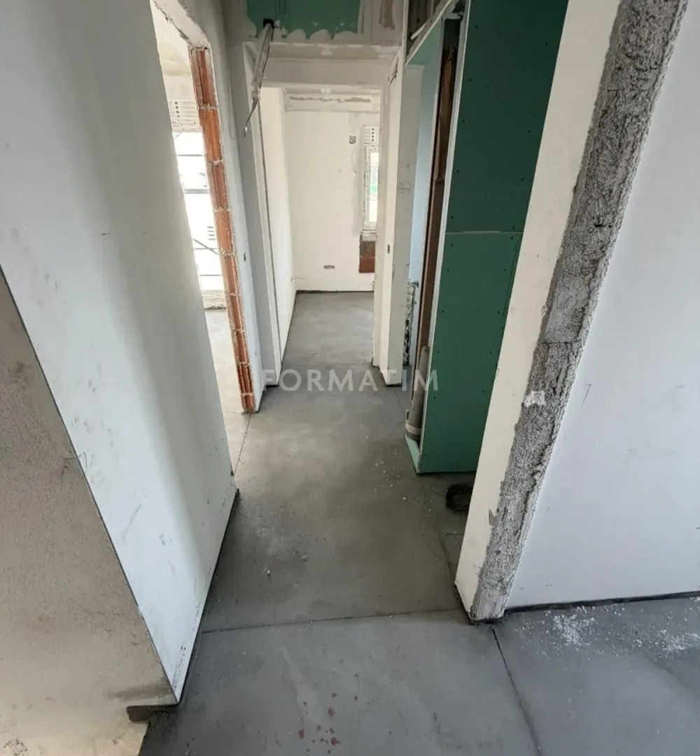 Sale, apartment, 94m², Lipov Lad, Zvezdara Sve Podlokacije