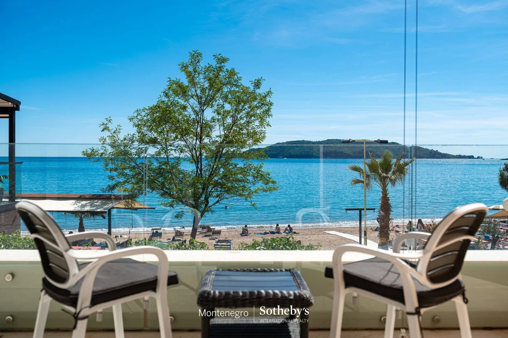 Prodaja, jednosoban stan, 85m², Rafailovići, Budva