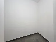 Sale, one bedroom apartment, 40m², Central Point, Podgorica - image 10