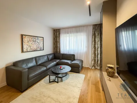 Izdavanje, dvosoban stan, 74m², Central Point, Podgorica - image 3