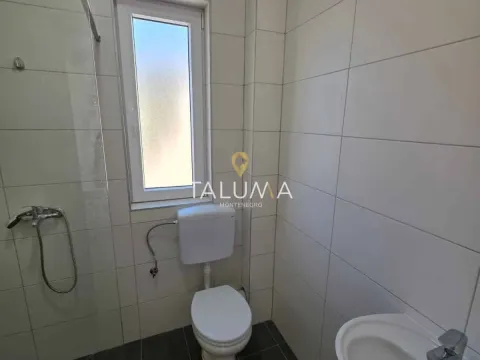 Sale, two bedroom apartment, 58m², Petrovac, Budva - image 5