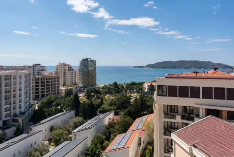 Prodaja, trosoban stan, 84m², Bečići, Budva - image 2