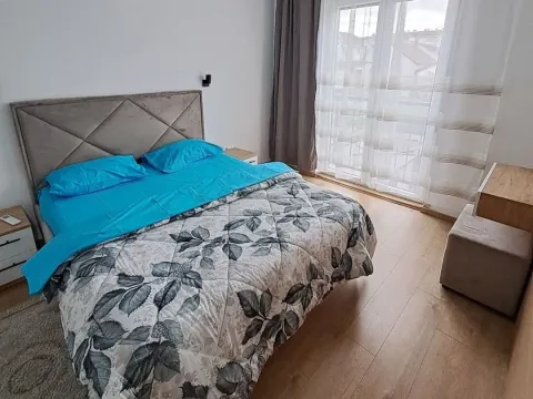 Rent, house, 472m², Stari Aerodrom, Podgorica - image 7