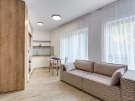 Izdavanje, jednosoban stan, 35m², Bečići, Budva - image 2