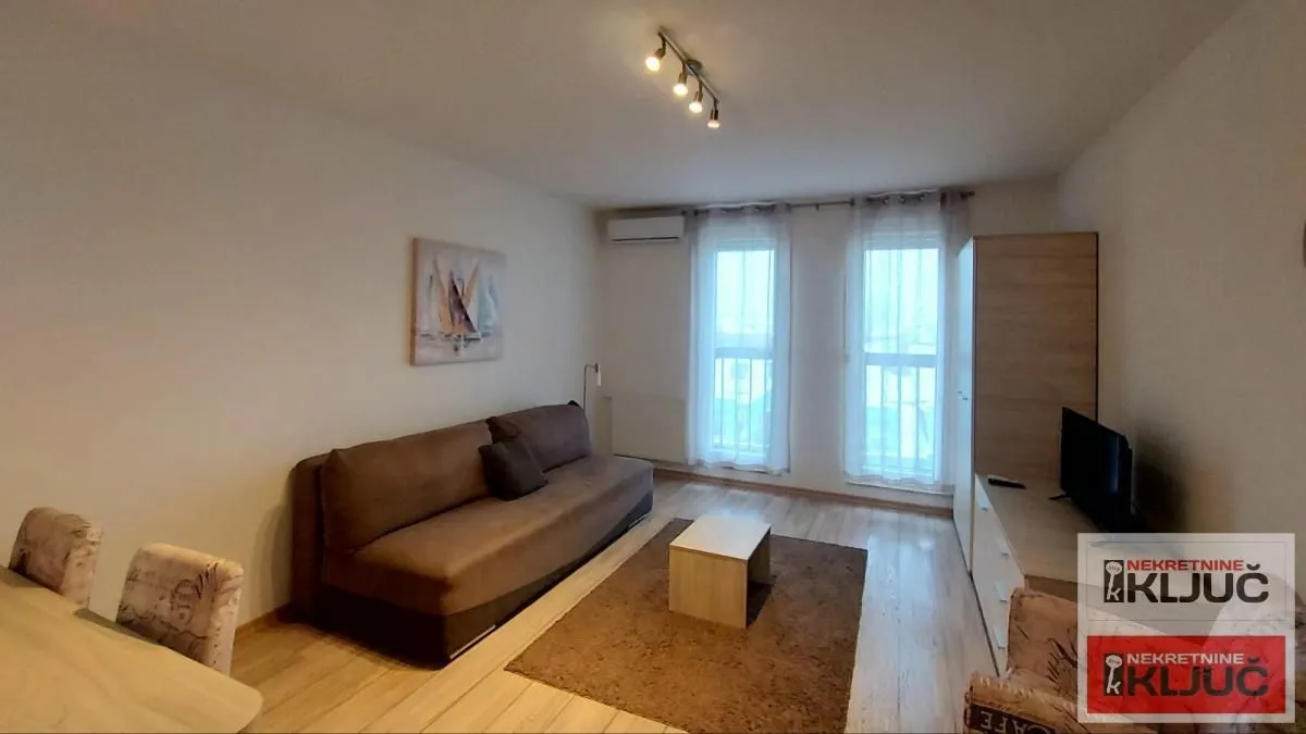 Izdavanje, garsonjera, 26m², Podbara, Novi Sad Sve Podlokacije