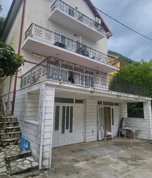 Sale, house, 282m², Stoliv, Kotor