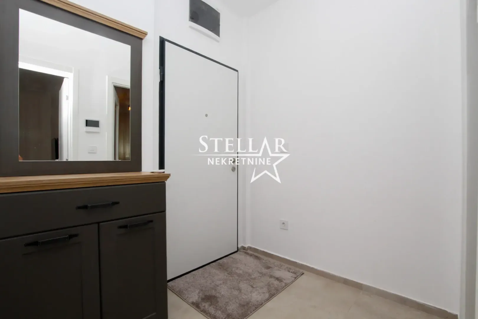 Rent, one bedroom apartment, 48m², Stari Aerodrom, Podgorica