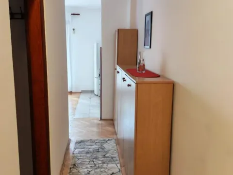 Rent, two bedroom apartment, 40m², Čukarica, Beograd - image 5