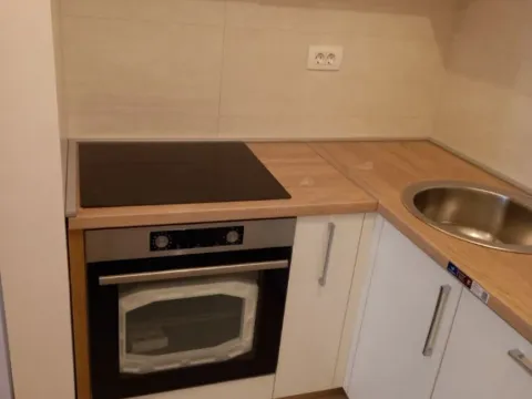 Izdavanje, jednosoban stan, 47m², Central Point, Podgorica - image 3