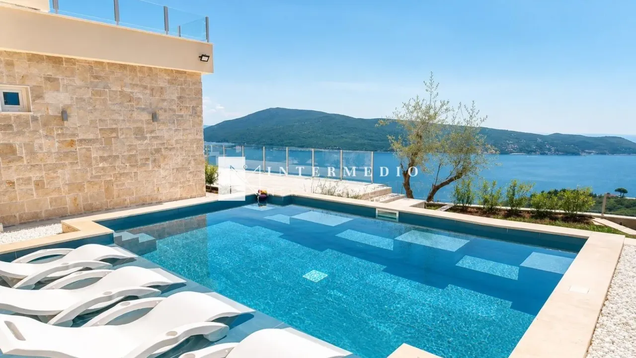 Prodaja, kuća, 230m², Podi, Herceg Novi