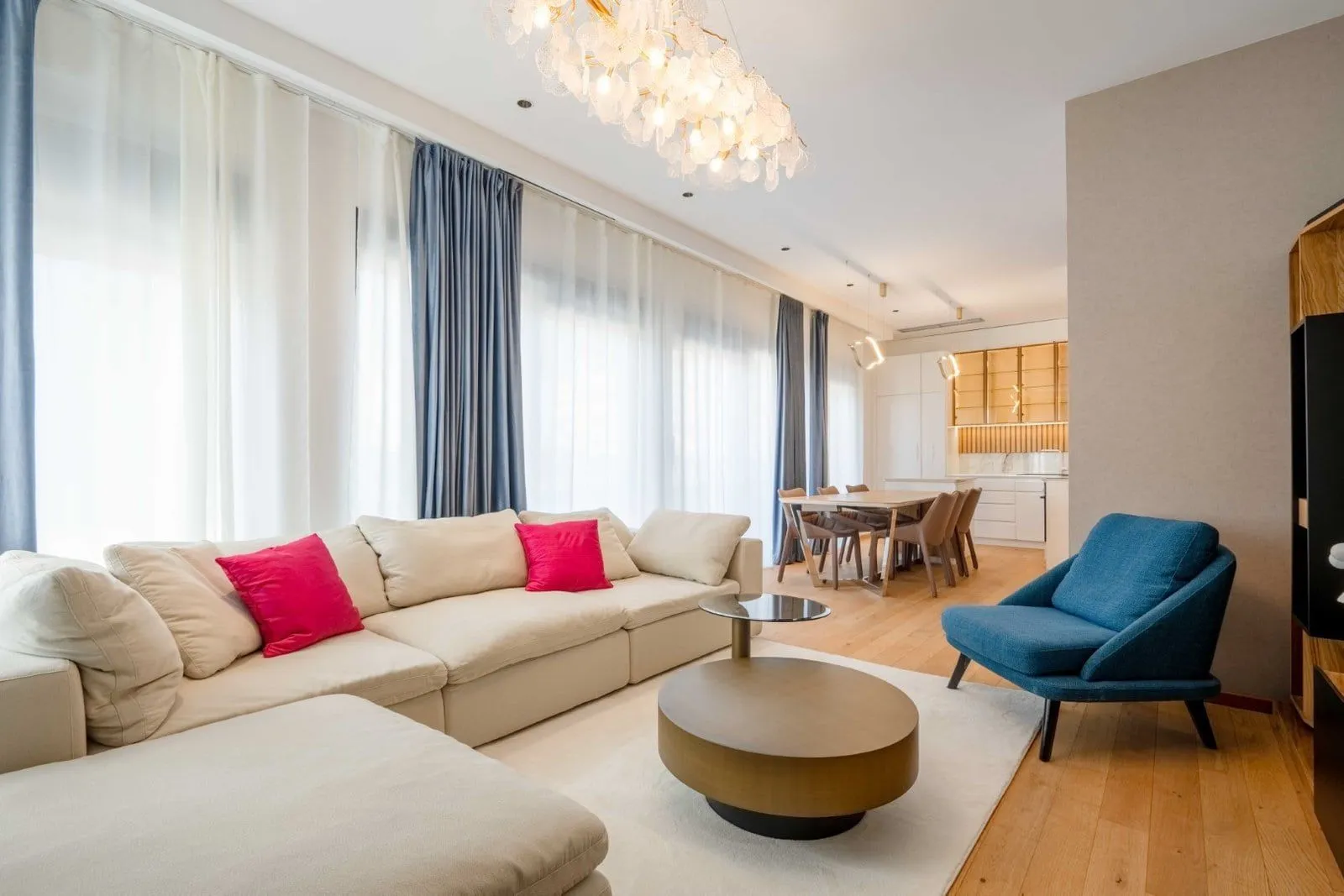 Prodaja, dvosoban stan, 134m², Bečići, Budva