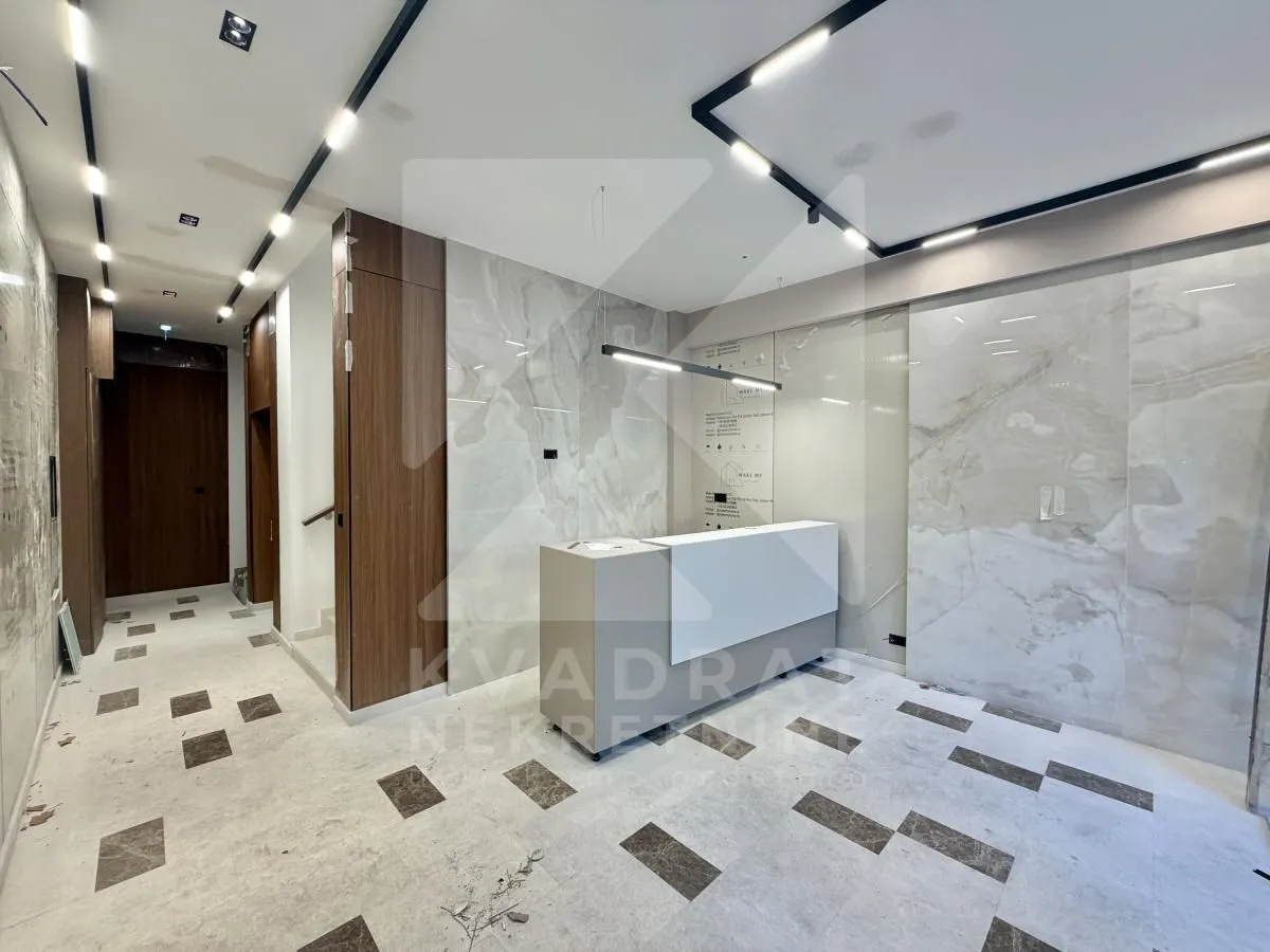 Izdavanje, jednosoban stan, 44m², Centar, Podgorica