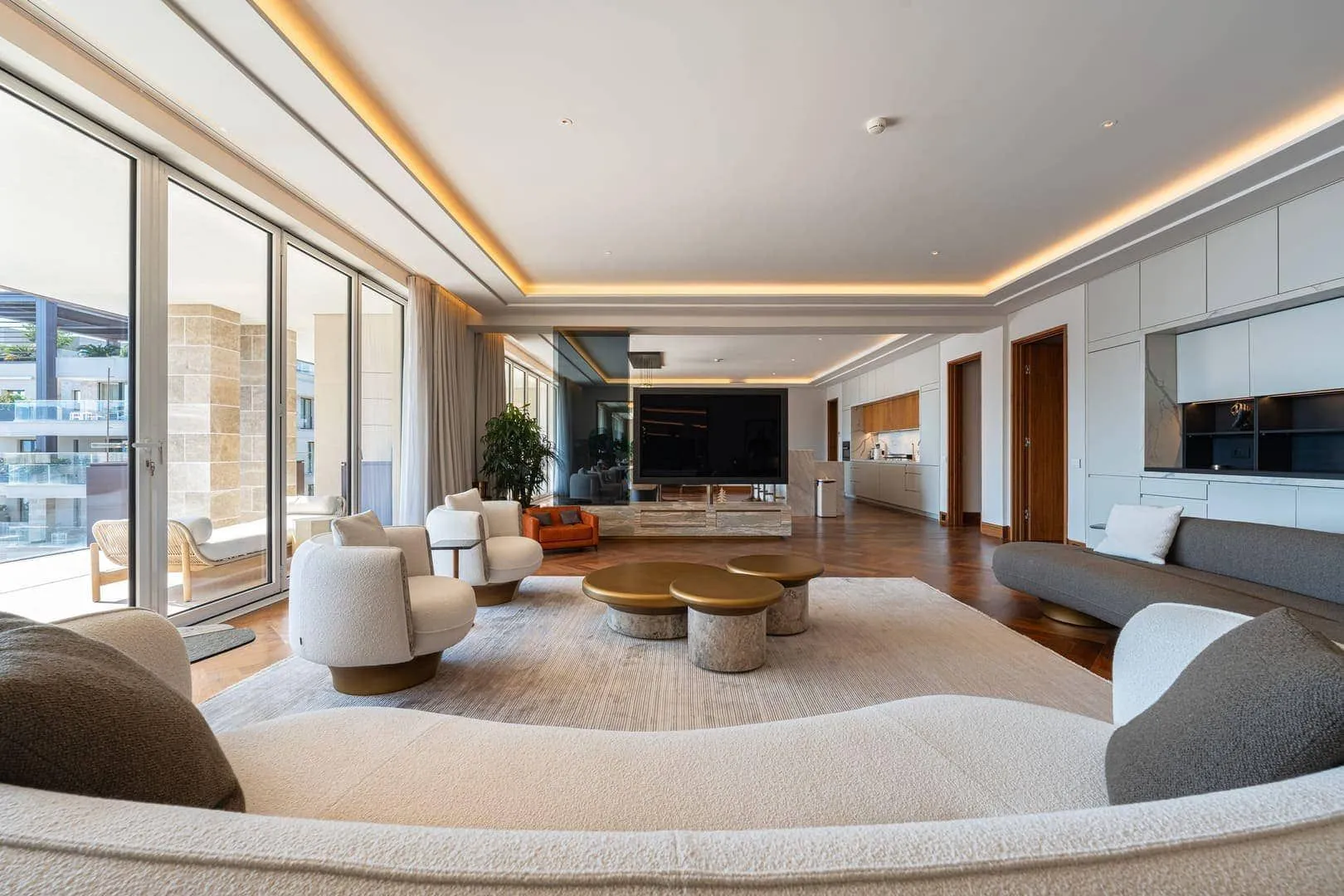Prodaja, četvorosoban stan, 350m², Porto Montenegro, Tivat