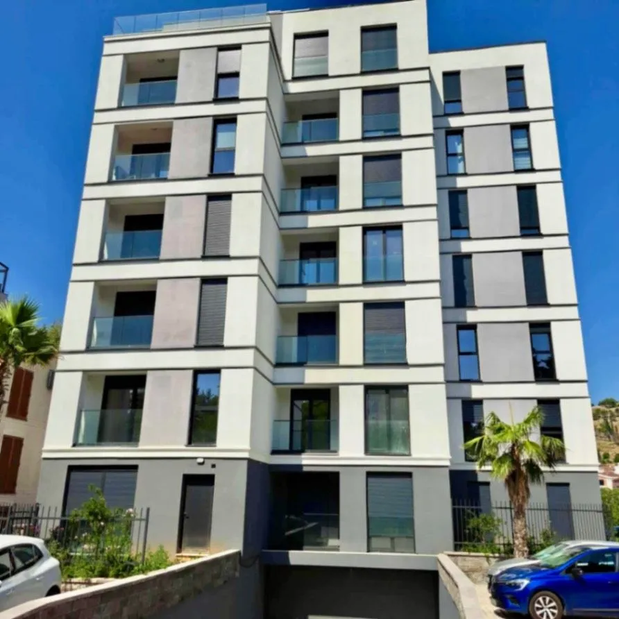 Prodaja, trosoban stan, 111m², Vezirov Most, Podgorica