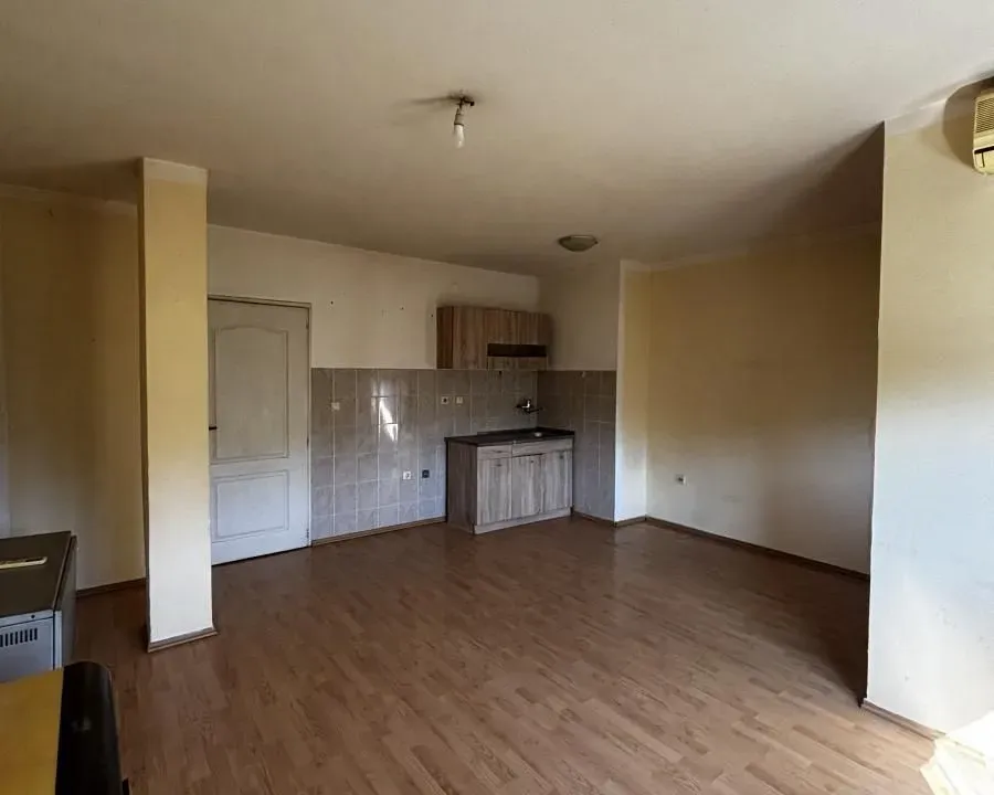 Izdavanje, dvosoban stan, 45m², Medijana, Niš