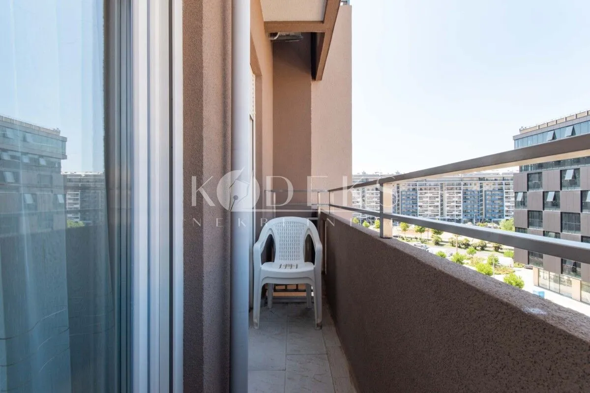 Izdavanje, jednosoban stan, 39m², Central Point, Podgorica