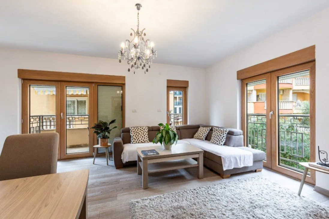 Prodaja, jednosoban stan, 74m², Pržno, Budva