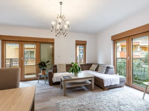 Sale, one bedroom apartment, 74m², Pržno, Budva - image 3