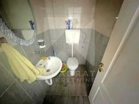 Rent, office space, 35m², Zagorič, Podgorica - image 6