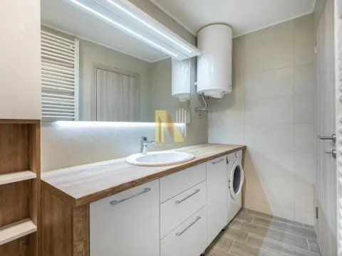 Izdavanje, dvosoban stan, 46m², Centar, Novi Sad - image 11