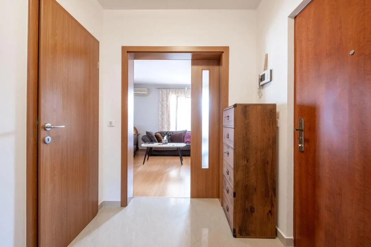 Prodaja, dvosoban stan, 76m², Budva, Crna Gora